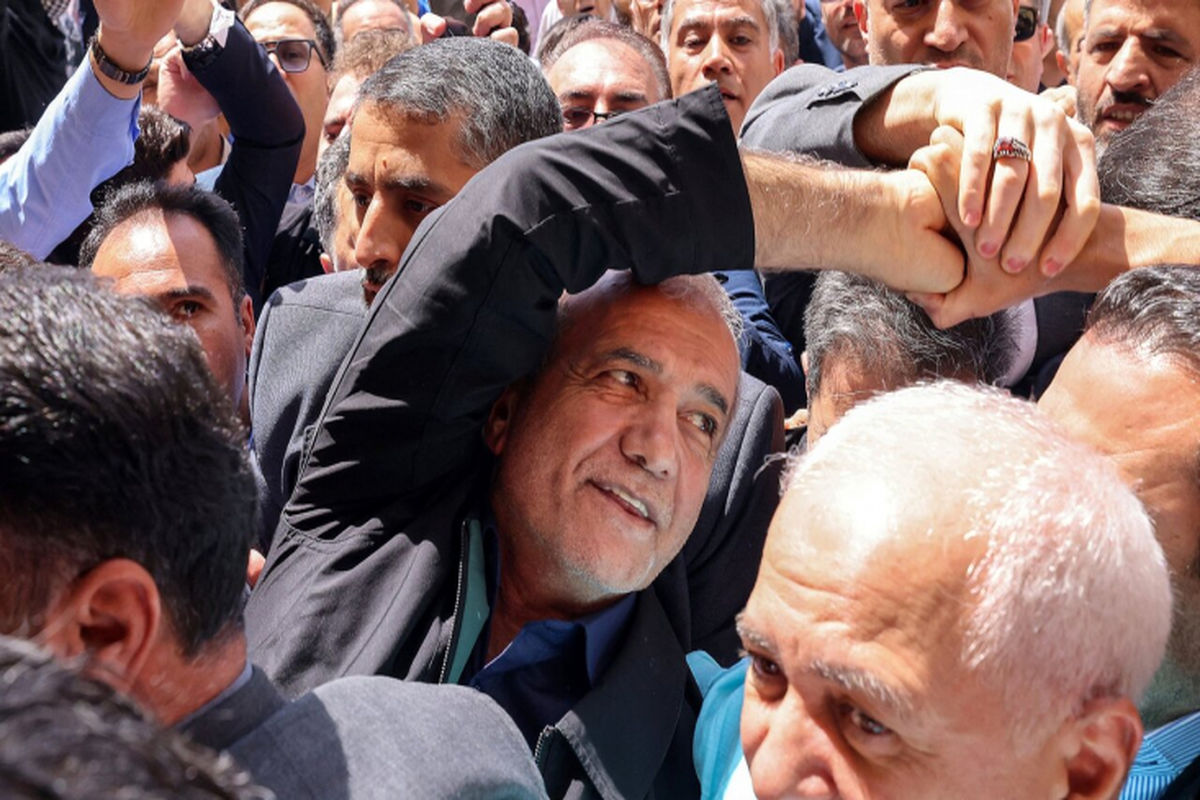 حرکت جالب پزشکیان برای صرفه جویی در مصرف برق خبرساز شد