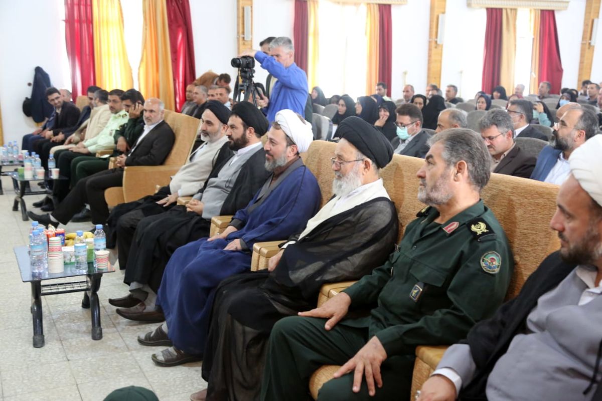 آیت الله العظمی میرزا محمد طاهر فقیه نصیری تنکابنی از علمای مبارز دوران ستمشاهی بود / مردم صبور باشند مشکلات حل می شود