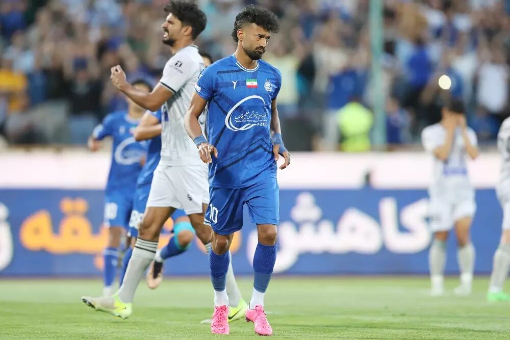 حواشی رامین رضاییان استقلال را ول نمی کند!