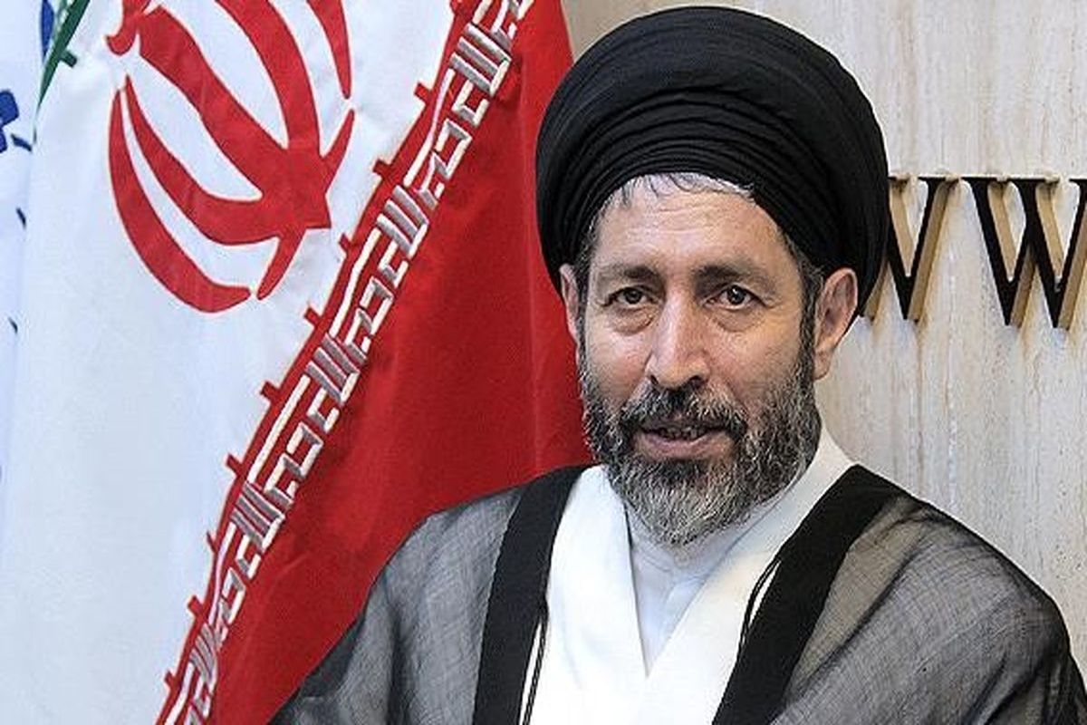 حمله تند مجری مطرح تلویزیون به نماینده مجلس؛ مگر سرود ملی را با دبه زده‌اند؟+ فیلم
