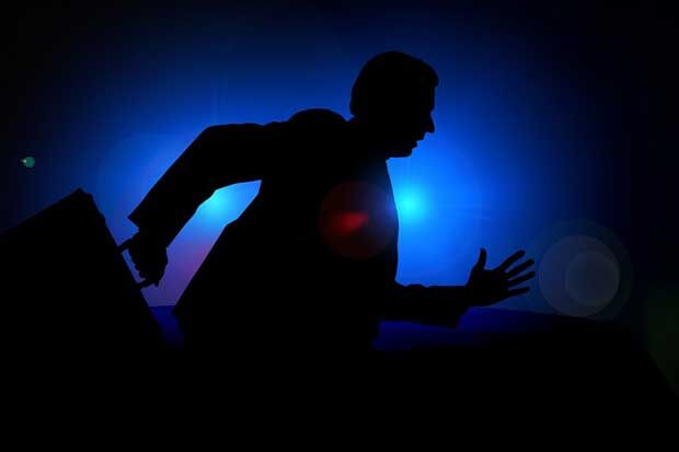 فریادهای زن جوان ، جان مرد طلا‌ فروش را نجات داد