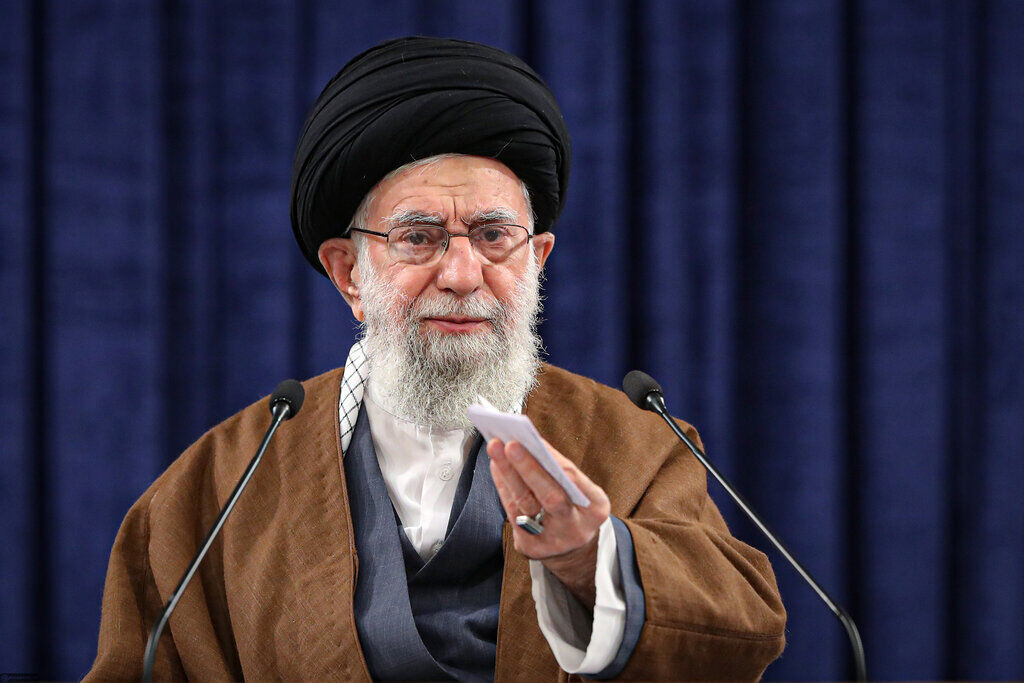 پیام رهبر انقلاب برای شهادت سردار زاهدی و همرزمانش: رژیم صهیونیستی را پشیمان خواهیم کرد

