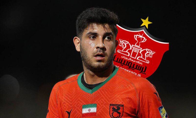 ببینید واکنش بازیکن پرسپولیس با خانواده الهه حسین نژاد