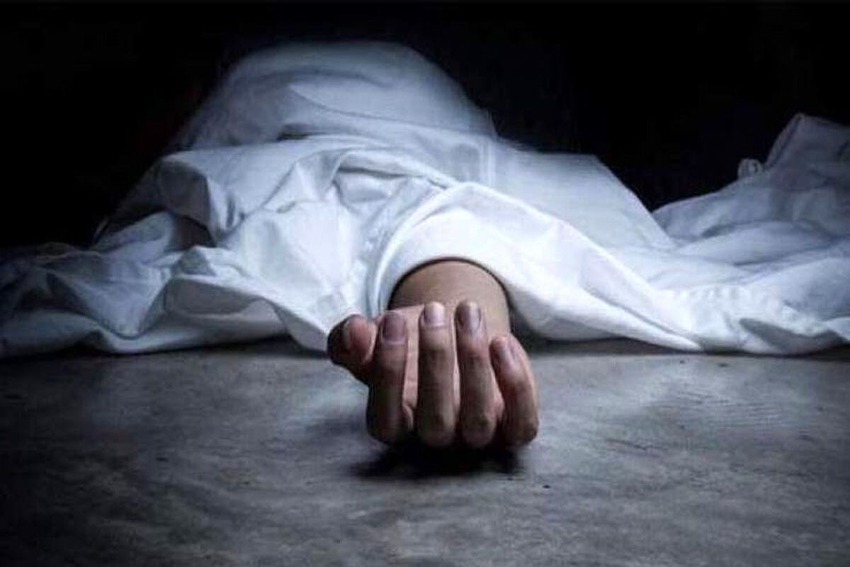 زنی که با جسد همسرش زندگی می‌کرد+ تصاویر