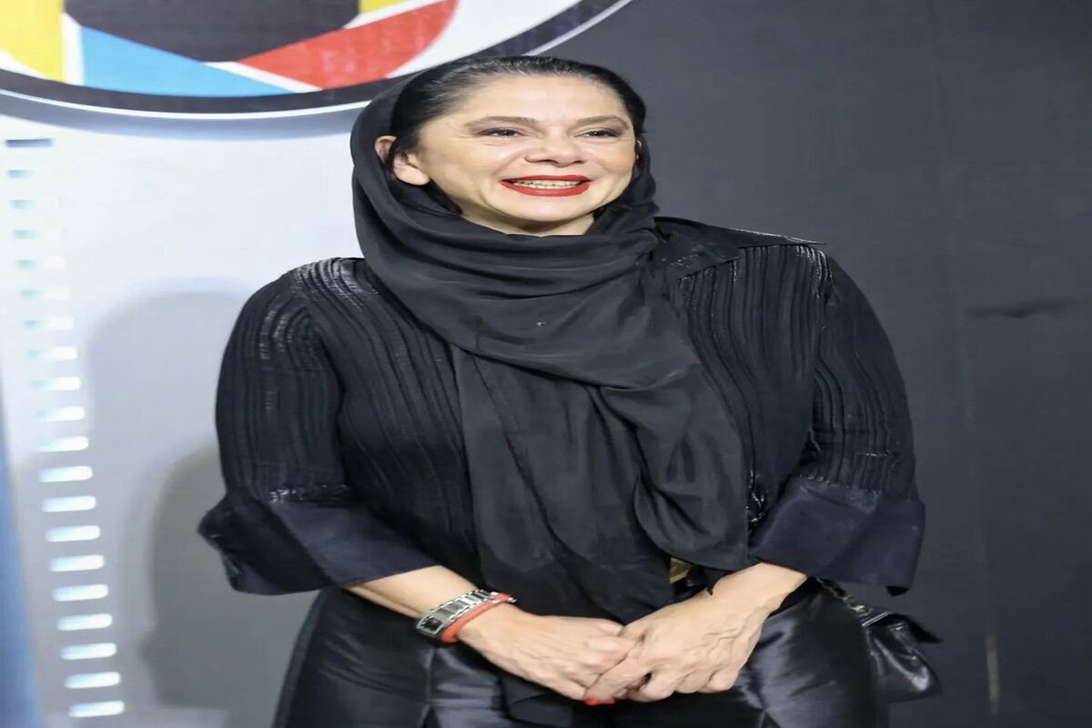  مستانه مهاجر با استایل چشمگیر در 51 سالگی/ عکس