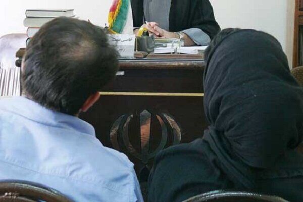 زنم در خواب حرفهایی زد که فهمیدم با مرد غریبه ای بوده /خواهرش او را وادار به ...