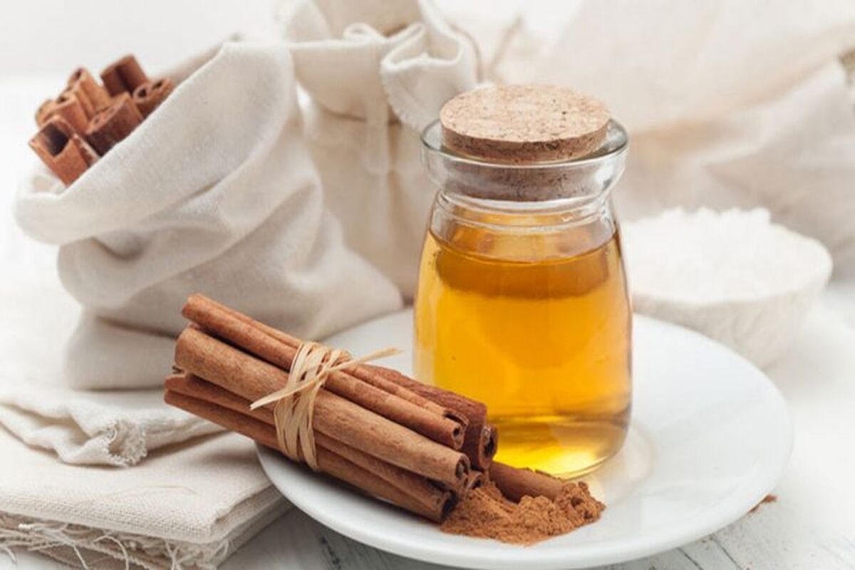 تفاوت‌ها و شباهت‌های عسل و شکر با یکدیگر
