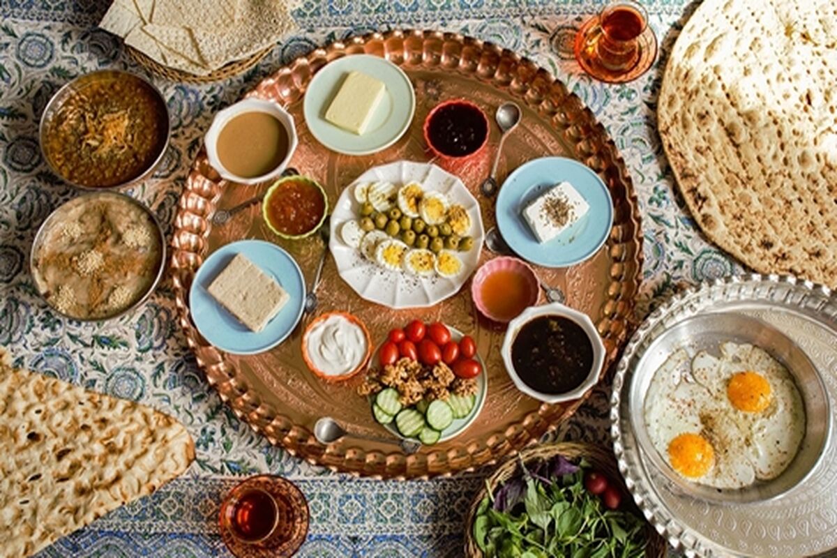 پرخوری در وعده افطار و سحر ممنوع