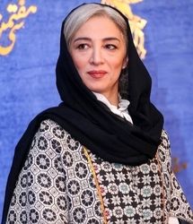 روزبه معینی و همسرش در کنار پانته آ پناهی ها