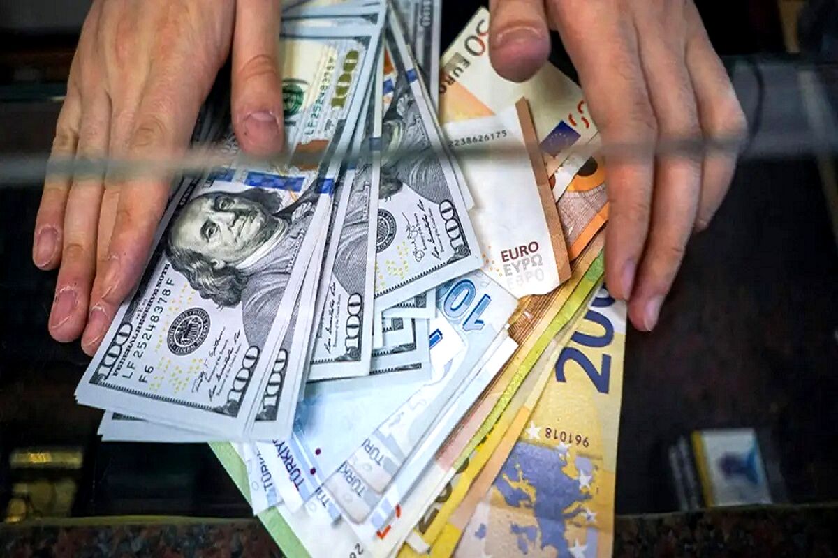 قیمت دلار امروز پنجشنبه ۱۰ آبان ۱۴۰۳