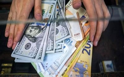 آخرین قیمت دلار و یورو امروز پنجشنبه ۱۶ بهمن ۱۴۰۴ 