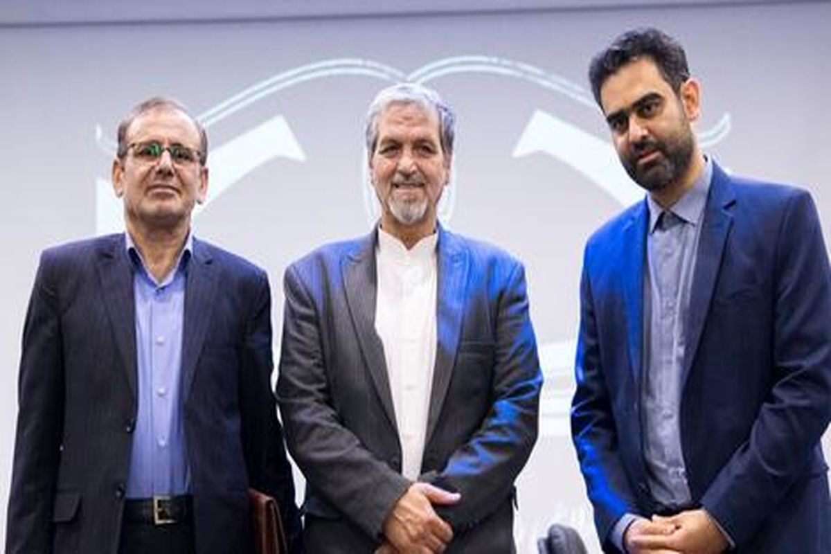 درگیری لفظی نمایندگان دو نامزد ریاست جمهوری در یک مناظره