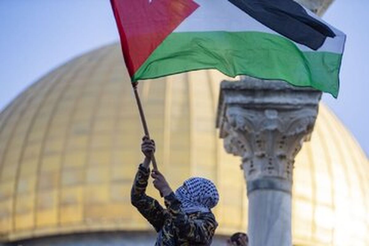 توییت دفتر رهبر انقلاب اسلامی همزمان با سخنرانی نتانیاهو

