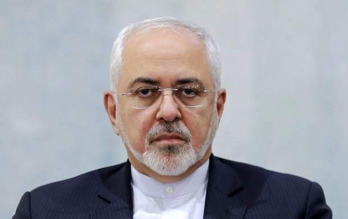 طعنه سنگین جوادظریف به احمدی نژاد و سعید جلیلی درمیزگرد سیاسی پزشکیان 