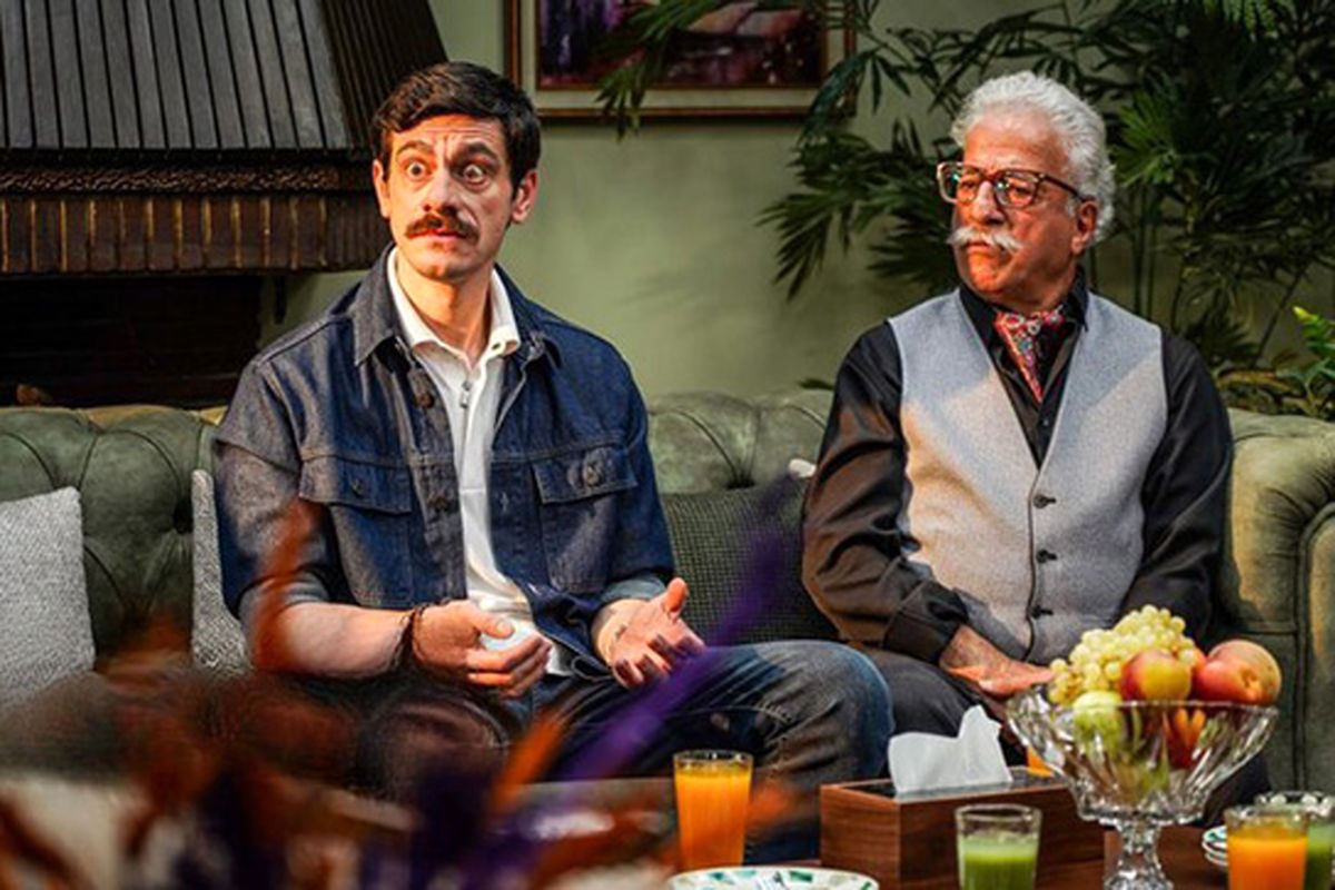 مهران مدیری و بازیگران شیش ماهه در پشت صحنه/ ببینید