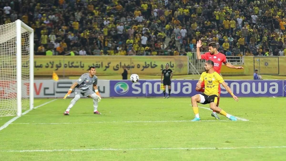 درخشش باورنکردنی ستاره پرسپولیسی