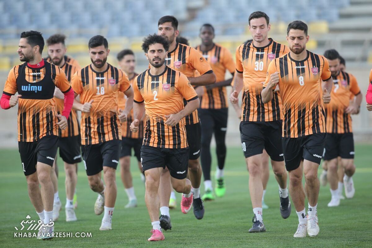 همه چیز در پرسپولیس برعکس شد/ جدایی غیرمنتظره یک بازیکن در نیم فصل!