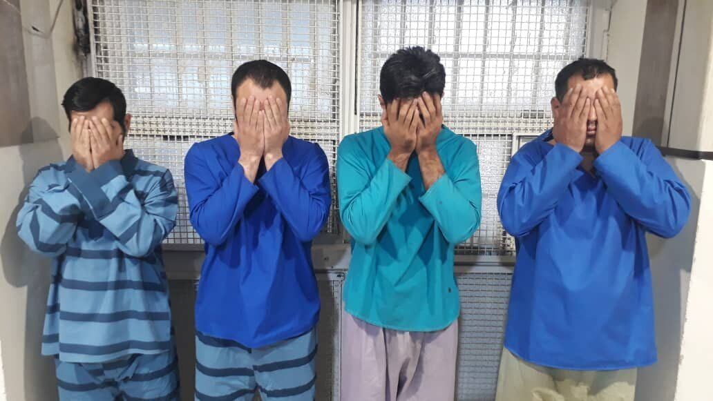 قتل هولناک معشوق یک دختر توسط 4 برادرش! /پس از قتل ناموسی جسد را آتش زدند