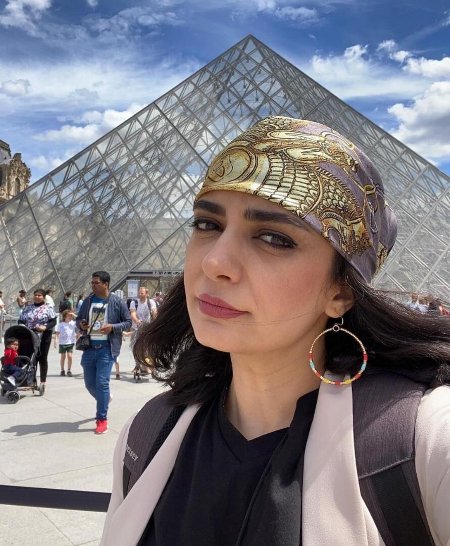   لیندا کیانی با استایل بسیار شیک و آبرومند در خارج/ عکس