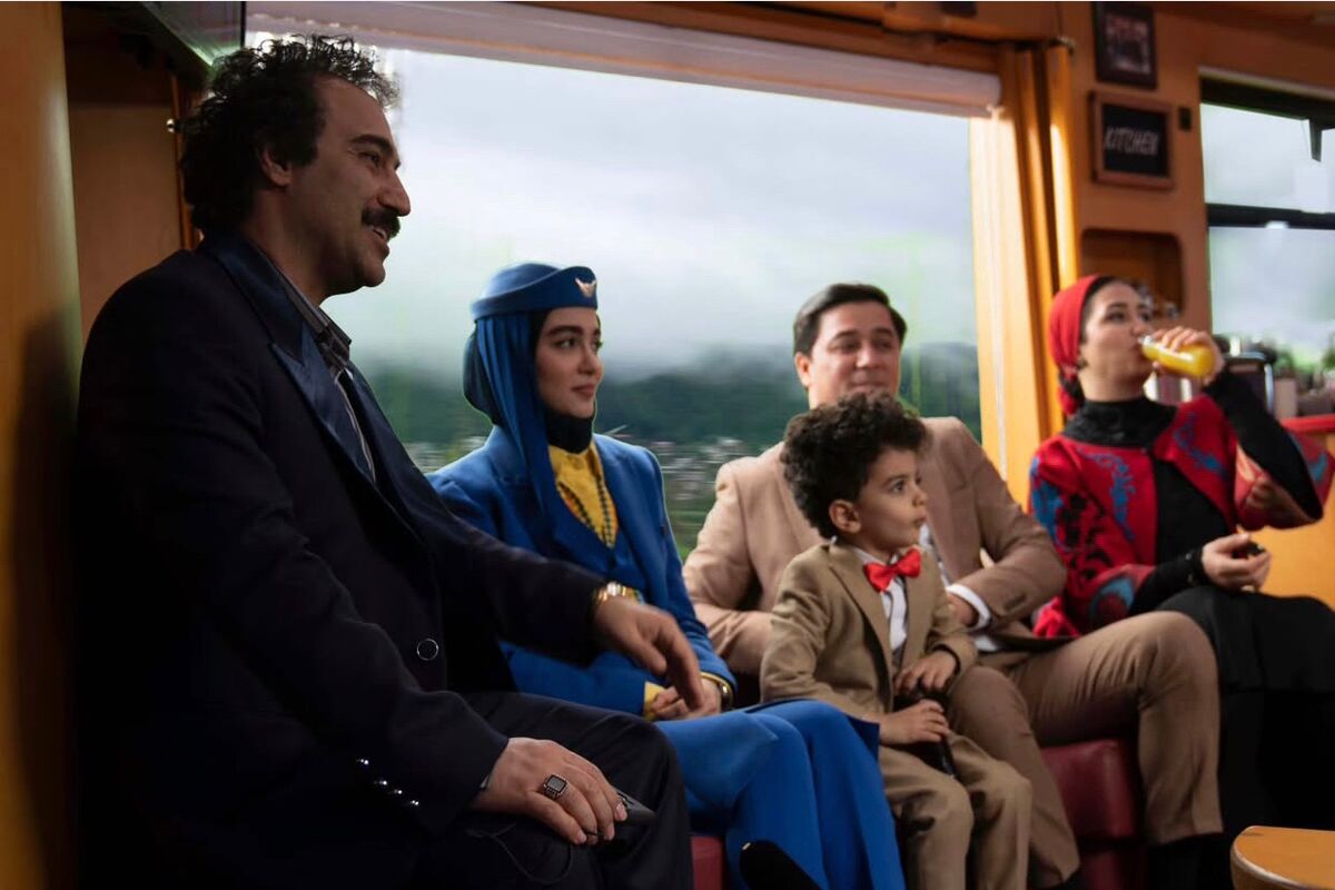 خانواده نقی معمولی به سفر مشهد می روند یا تاجیکستان/ فراگمان جدید