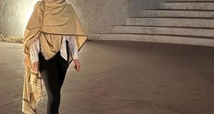 سلفی خندان سحر دولتشاهی در کنار آقای بازیگر