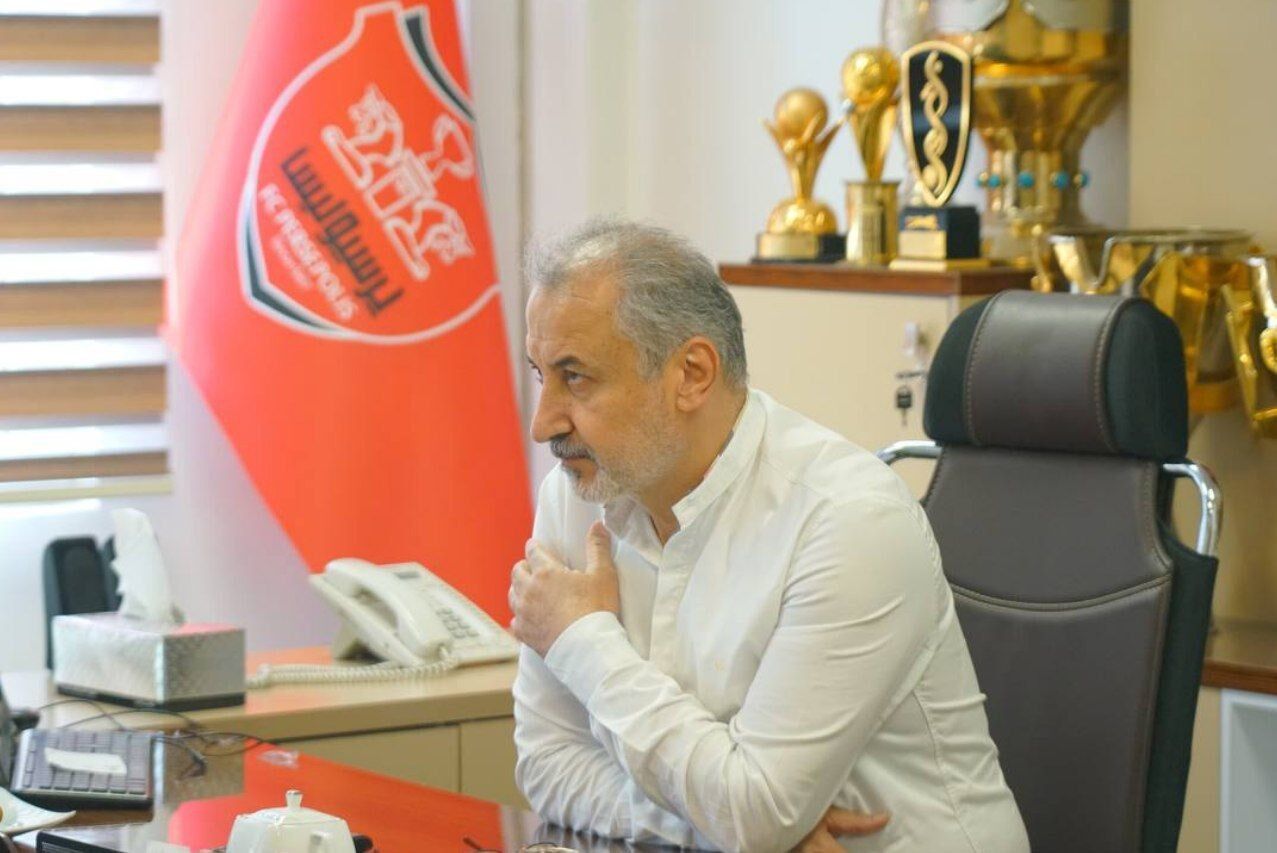 خشم مدیرعامل پرسپولیس از رئیس فدراسیون؛ درویش: تاج باید استعفا دهد