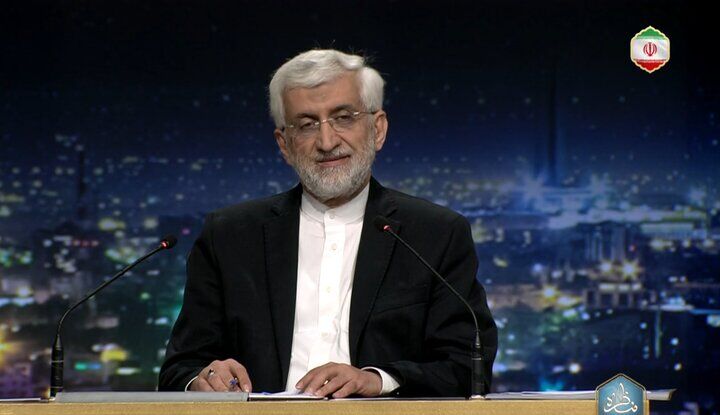 سوتی باورنکردنی در بنر تبلیغاتی جلیلی  که همه را شوکه کرد!