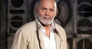 «جمشید هاشم‌پور» در کنار دختر و همسرش؛ سال ۱۳۹۶