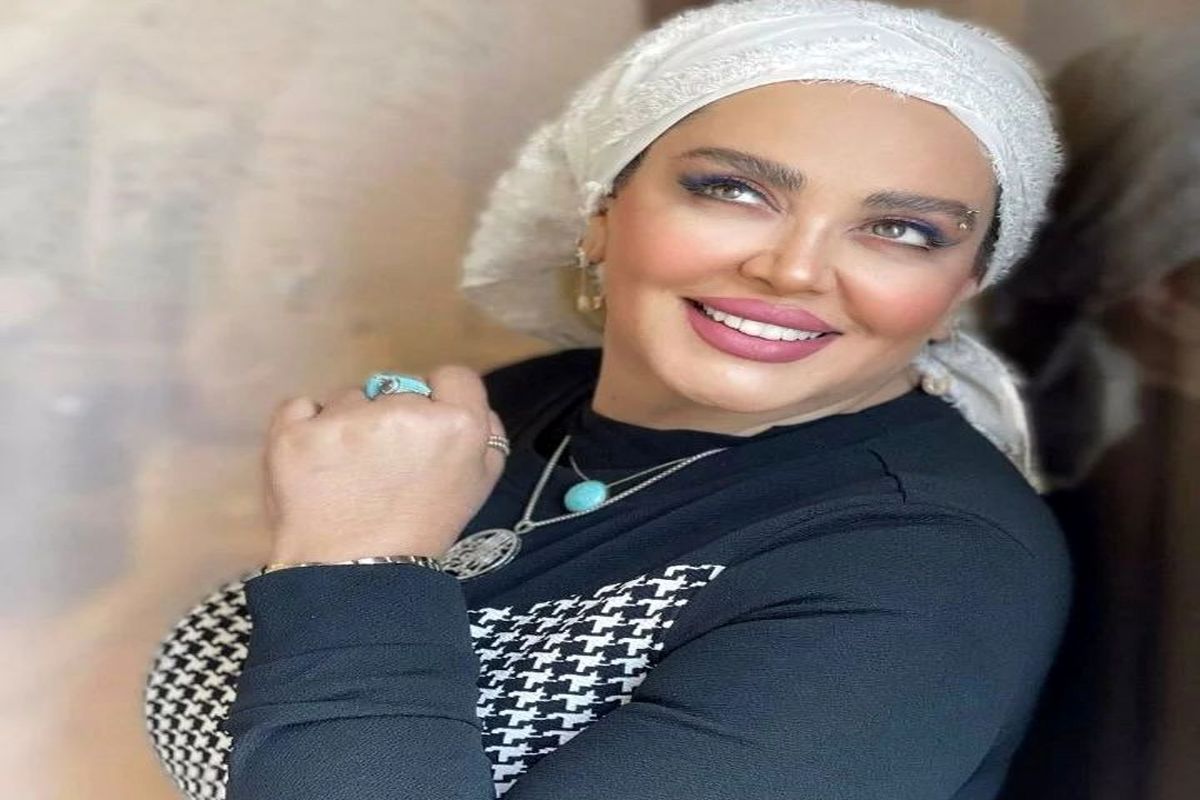 پارتی بهاره رهنما با تِم لاکچری بازیگران زن سینما را ببینید!/ عمس