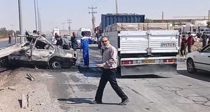 برخورد مرگبار ۴۰۵ با گاردریل؛ همه سرنشینان سوختند و فوت کردند