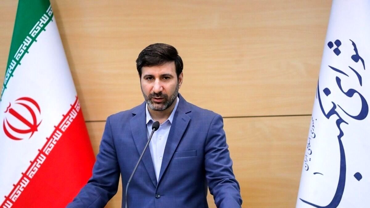 جمهوریت و اسلامیت نظام قابل بازنگری نیست