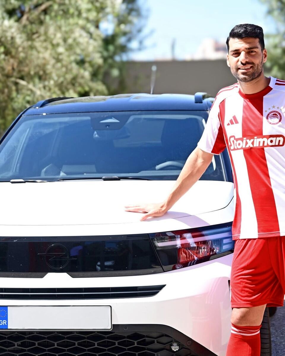 هدیه لاکچری المپیاکوس به طارمی