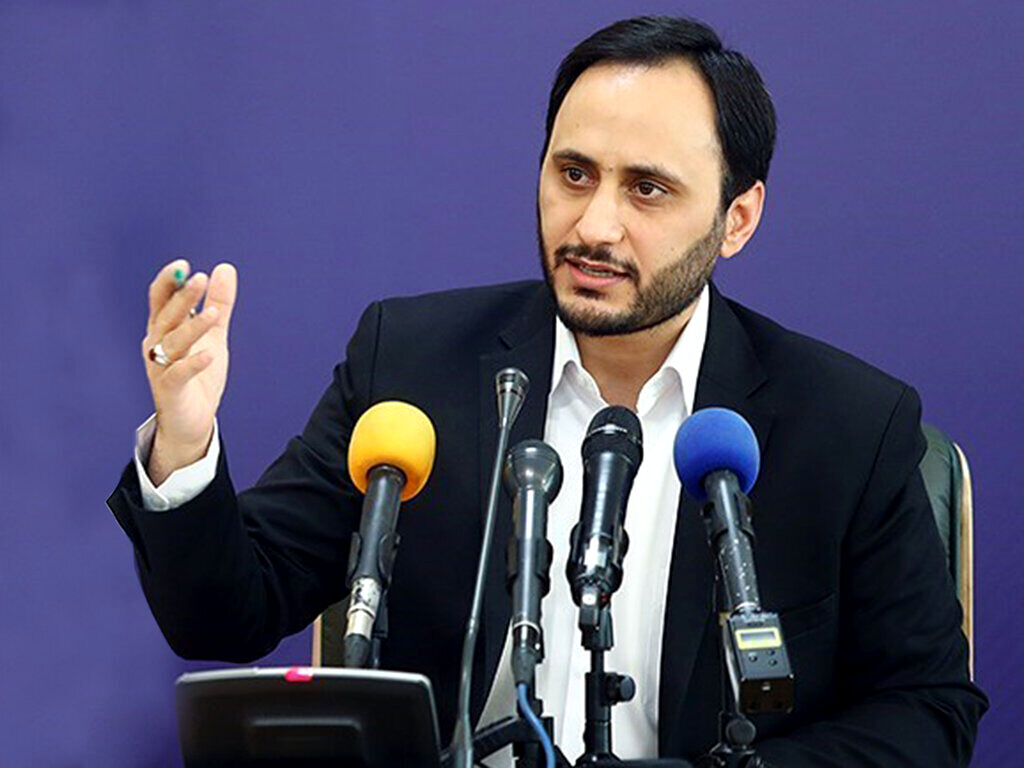 علت حذف محسن رضایی و صولت موسوی از ترکیب کمیسیون اقتصادی دولت