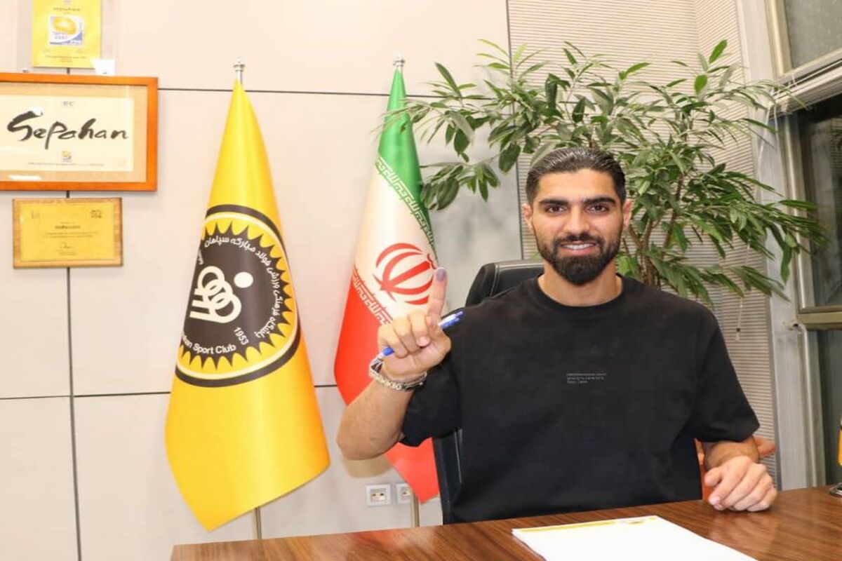 بمب نقل و انتقالات، حضور در استقلال را تکذیب کرد