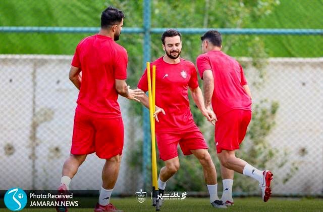 مهاجم منچستریونایتد جواب پرسپولیس را داد