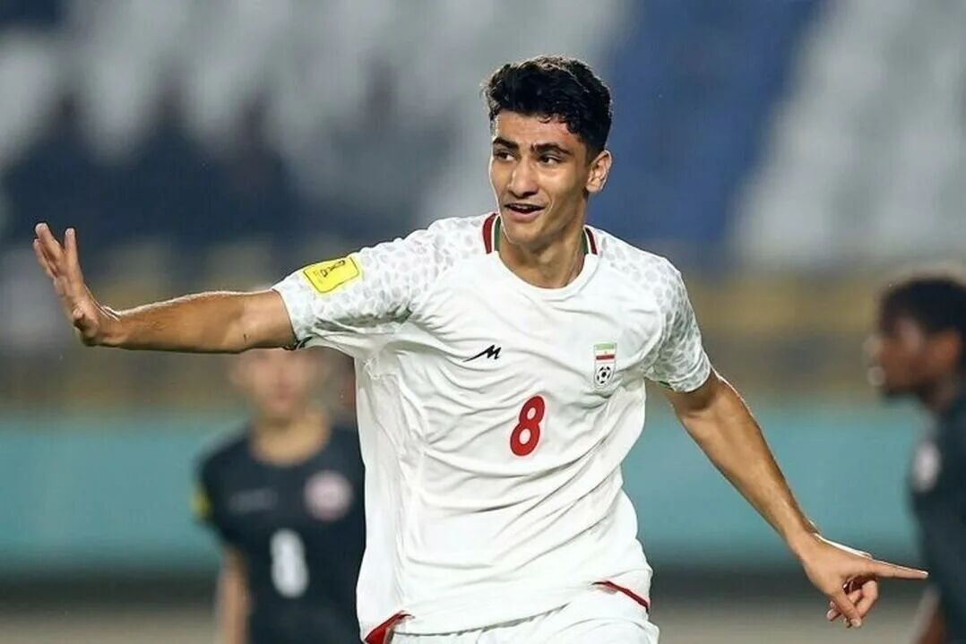 رونمایی از شکار جدید استقلال؛ رزاق نیا رسما معرفی شد!