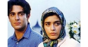 عکس زیرخاکی از پشت‌صحنه «سام و نرگس» در 25 سال پیش