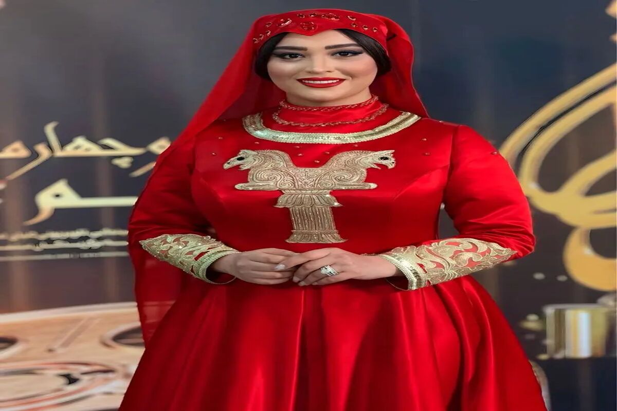 لباس متفاوت و خاص همسر امید معلم در جشن حافظ