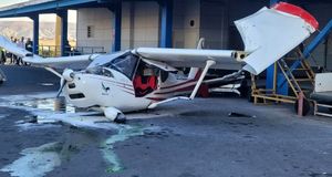 برخورد هواپیمای سبک با یک ساختمان در تبریز