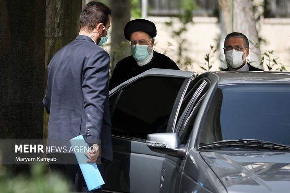 ماشین رئیسی عوض شد/ قیمت خودروی جدید رئیس جمهور چقدر است؟ + عکس