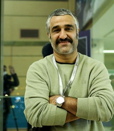 پژمان جمشیدی بخاطر تجاوز به دختر ۲۰ ساله بازداشت شده/ دست و پایم را بست و به من تجاوز کرد