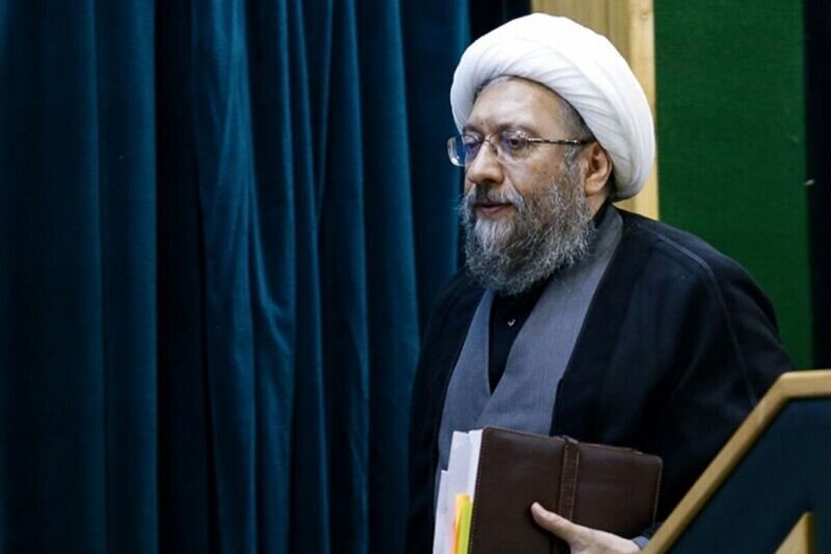 آملی لاریجانی: از نقش‌آفرینی نخبگان و دانشجویان در فرآیندهای مجمع استقبال می‌کنیم