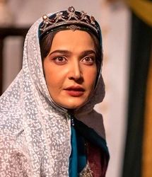 الهام نامی متفاوت ترین چهره اش را نشان داد/ ببینید