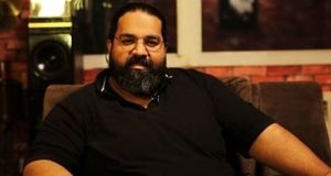 قاب شیرین پدر و دختری رضا صادقی خواننده / عکس