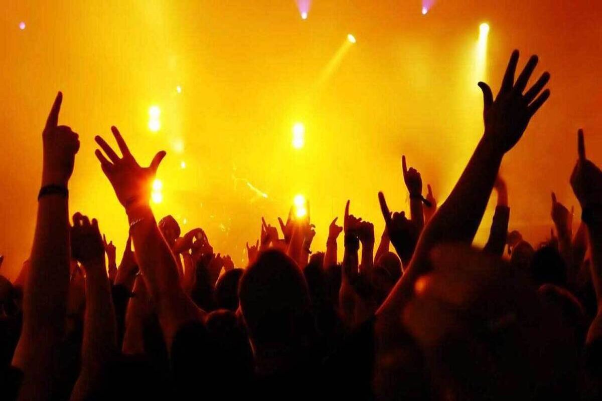 درخواست طلاق مرد جوان / زنم 12 شب به خانه می آید 
