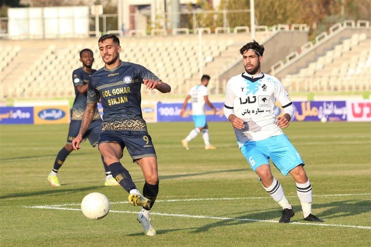 پای رامین رضاییان در میان است؟/چرا مهدی تیکدری استقلال را به پرسپولیس ترجیح داد؟