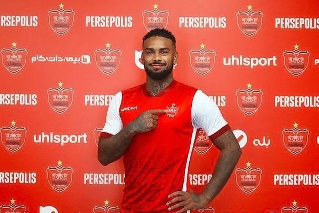 رفتار متفاوت ستاره پرسپولیس / سرخپوش محبوب استرس نداد!