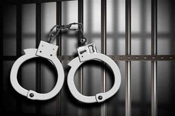 یک پزشک قلابی در ۳ درمانگاه‌ کار می‌کرد!