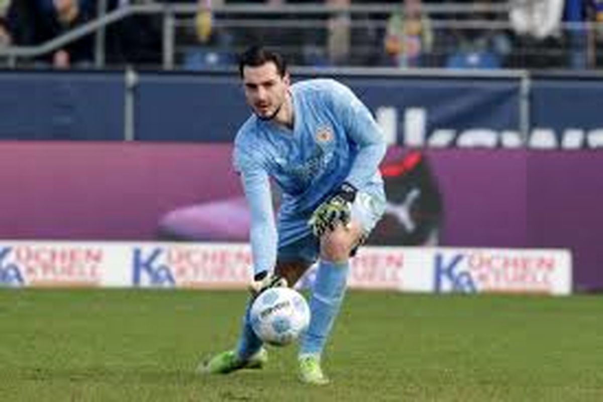 مارکو یوهانسون از تراکتور جدا شد؟