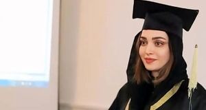  بهنوش طباطبایی ول کن حواشی دانشگاهش نمی شود!/ تصاویر